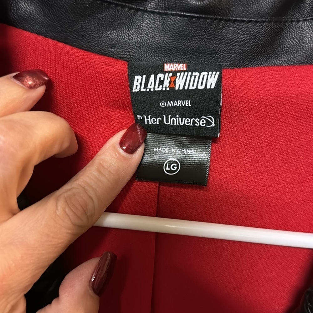 NWOT Marvel Black Widow by Her Universe jacket - Picture 3 of 8